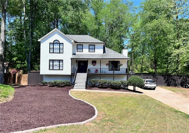 1st image of 3003 Maple Ln, Alpharetta, GA 30009 | MLS# 7812228