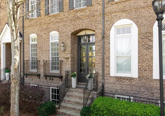 2nd image of 688 Lockton Pl, Atlanta, GA 30342 | MLS# 7740814