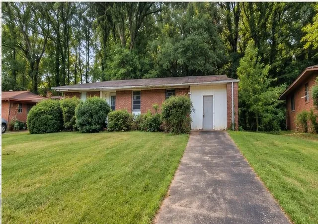 Photo 1 of Single family home for sale at 1961 W Starmount Way, Decatur, GA 30032 | MLS# 7860555 | Listing updated on 2026-10-29