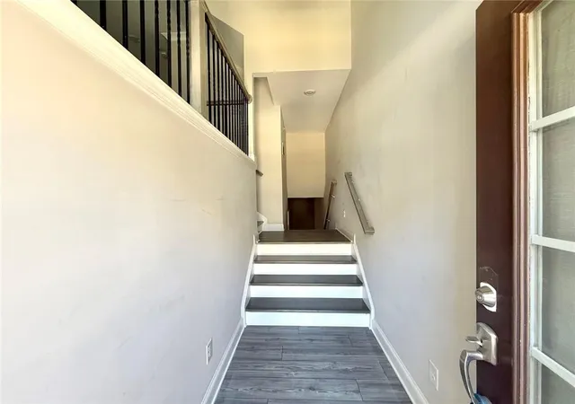 3rd image of 208 Spike Trl Se, Smyrna, GA 30080 | MLS# 7761185