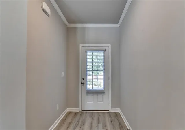 Photo 4 of Townhouse for sale at 1864 Shetley Crk Dr, Norcross, GA 30071 | MLS# 7807313 | Listing updated on 2026-08-26