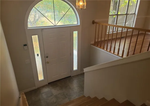 2nd image of 6715 Dogwood Point Ln, Tucker, GA 30084 | MLS# 7770939