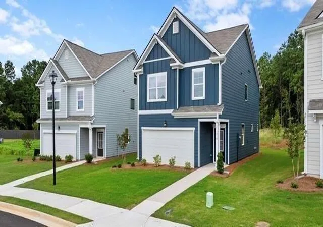 Photo 3 of Sale Pending at 1301 Harmony Ridge Ct, Jonesboro, GA 30238 | MLS# 7775324 | Listing updated on 2026-09-04