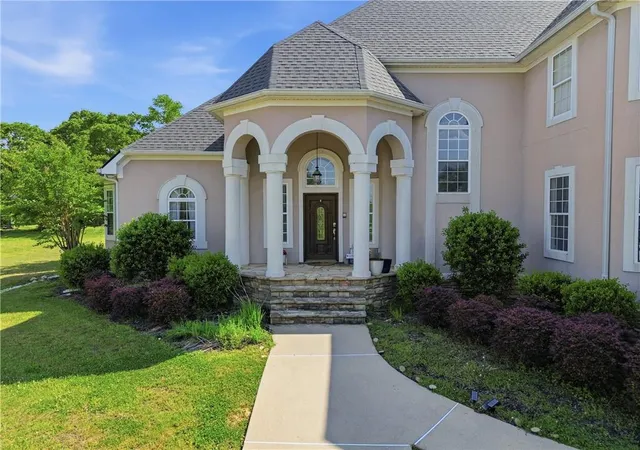 3rd image of 31 Meadow Lakes Ter, Cedartown, GA 30125 | MLS# 7758412