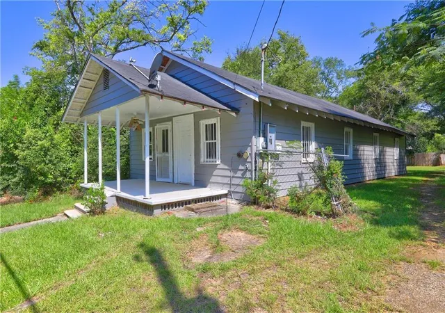 Homes for sale in Milledgeville, GA | 120 Caraker Ave, Milledgeville, GA 31061 | MLS# 7796486
