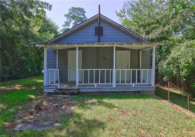 Homes for sale in Milledgeville, GA | 120 Caraker Ave, Milledgeville, GA 31061 | MLS# 7796486