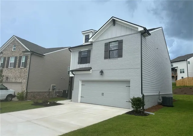 2nd image of 19 Butternut Wy, Auburn, GA 30011 | MLS# 7767415