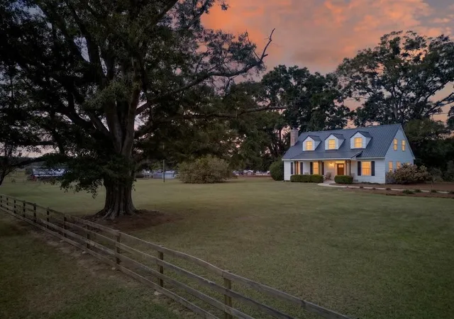 Photo 1 of Single family home for sale at 2307 Bethesda Church Rd, Carrollton, GA 30117 | MLS# 7858407 | Listing updated on 2026-10-24