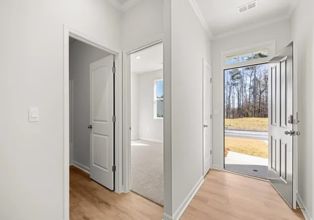 Photo 3 of Sale Pending at 3882 Donetta Dr, Atlanta, GA 30349 | MLS# 7810280 | Listing updated on 2026-10-20