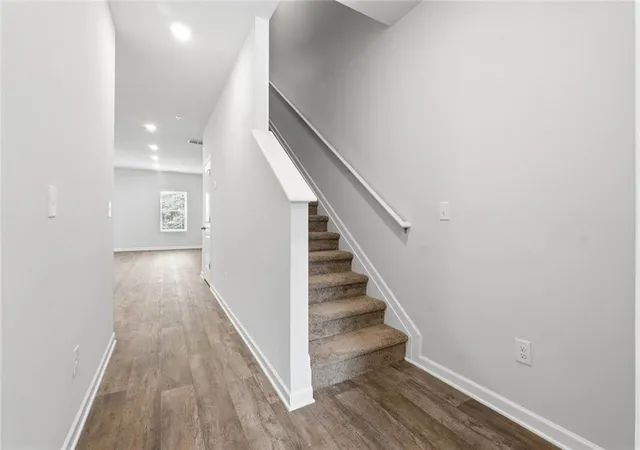 2nd image of 8330 Columbia Ct, Palmetto, GA 30268 | MLS# 7817658