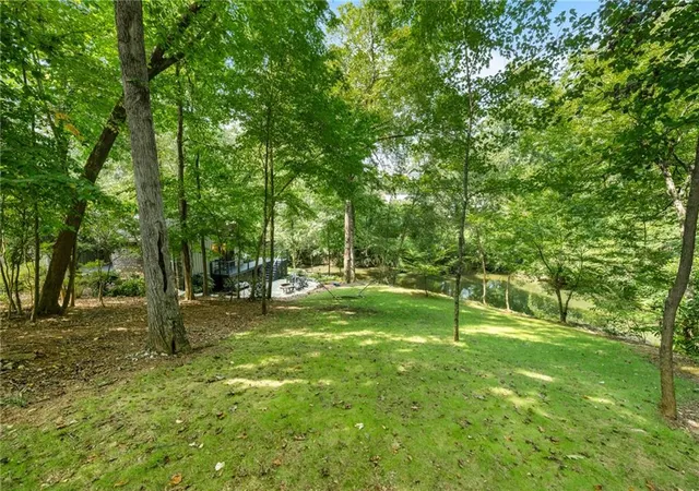 Photo 3 of Single family home for sale at 460 Valley Green Dr Ne, Atlanta, GA 30342 | MLS# 7823988 | Listing updated on 2026-09-15