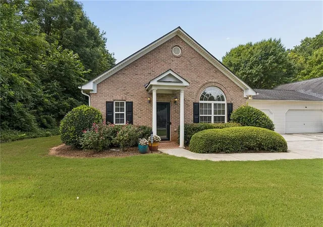 Condo for sale at 3392 Raes Crk Rd, Marietta, GA 30008 | MLS# 7807731