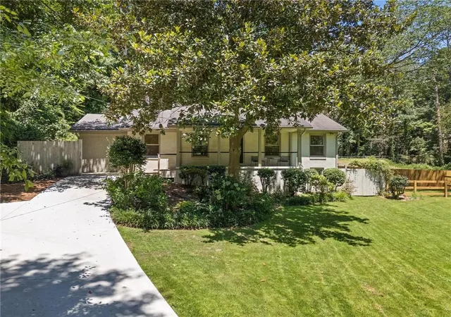 Photo 2 of Sale Pending at 3440 Brookfield Ln, Decatur, GA 30032 | MLS# 7822934 | Listing updated on 2026-09-08