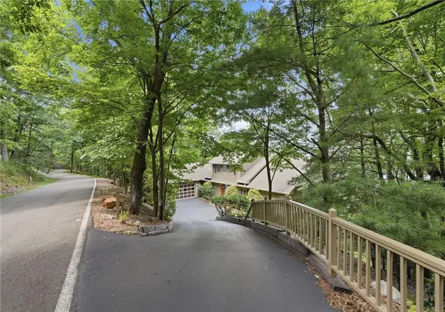 Photo 2 of Single family home for sale at 72 Wild Cherry Ln, Jasper, GA 30143 | MLS# 7797851 | Listing updated on 2026-07-27