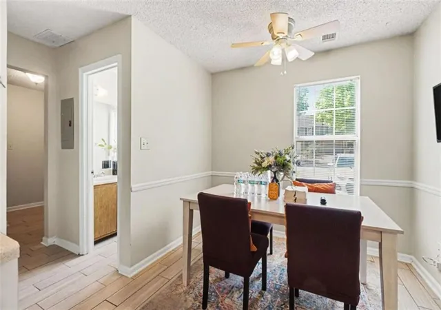 3rd image of 7967 Creekstone Wy, Riverdale, GA 30274 | MLS# 7758196