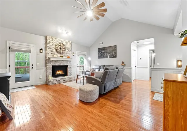 Photo 3 of Single family home for sale at 1190 Mill Crk Dr, Dawsonville, GA 30534 | MLS# 7801053 | Listing updated on 2026-09-14
