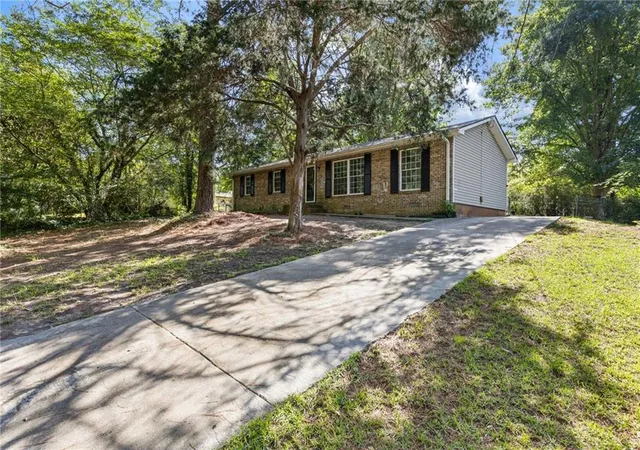 1st image of 594 Kingston Ln, Conyers, GA 30012 | MLS# 7790928