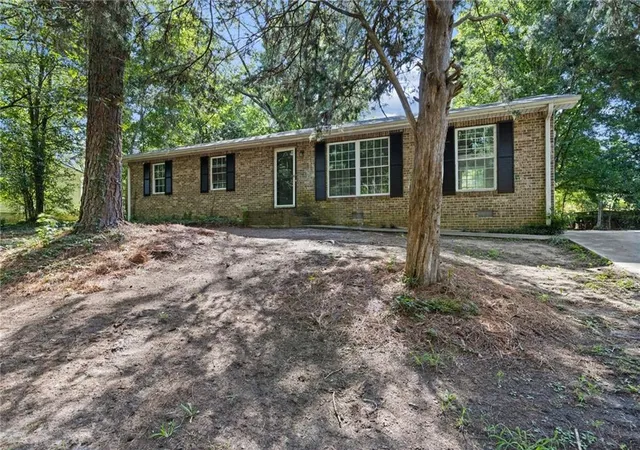 2nd image of 594 Kingston Ln, Conyers, GA 30012 | MLS# 7790928