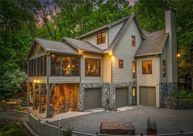 Photo 1 of Single family home for sale at 10620 Highway 52, Chatsworth, GA 30705 | MLS# 7773255 | Listing updated on 2026-08-27