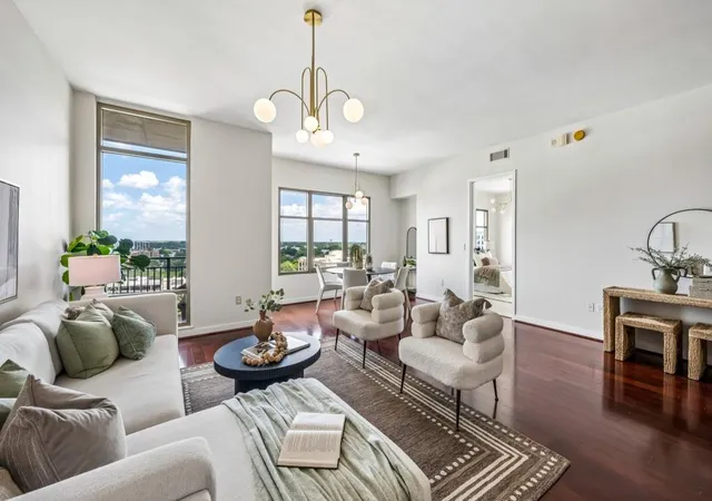 1st image of 565 Peachtree St Ne, Atlanta, GA 30308