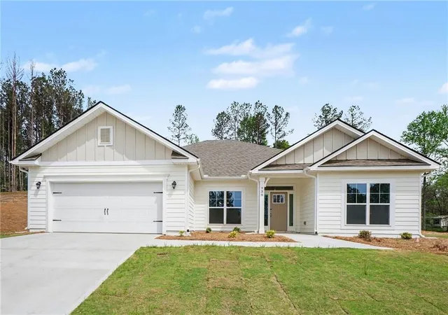 Single family home for sale at 939 Eagle Hts Dr, Maysville, GA 30558 | MLS# 7858892