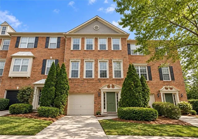 Townhouse for sale at 2333 Towneheights Ter SE #13, Atlanta, GA 30339 | MLS# 7853366