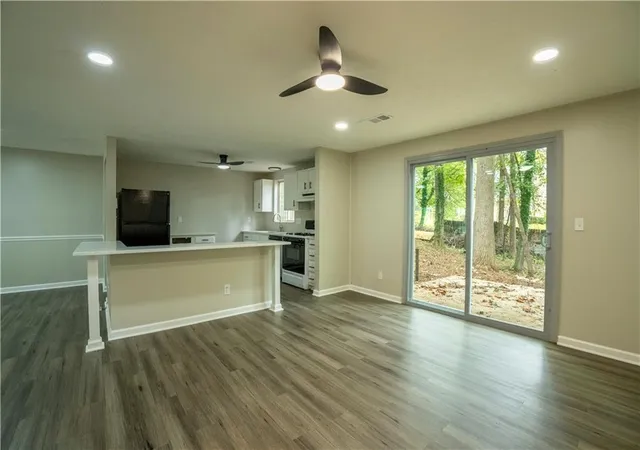 4th image of 1995 Northerly Wy, Stone Mountain, GA 30088 | MLS# 7820828