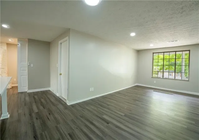 5th image of 1995 Northerly Wy, Stone Mountain, GA 30088 | MLS# 7820828