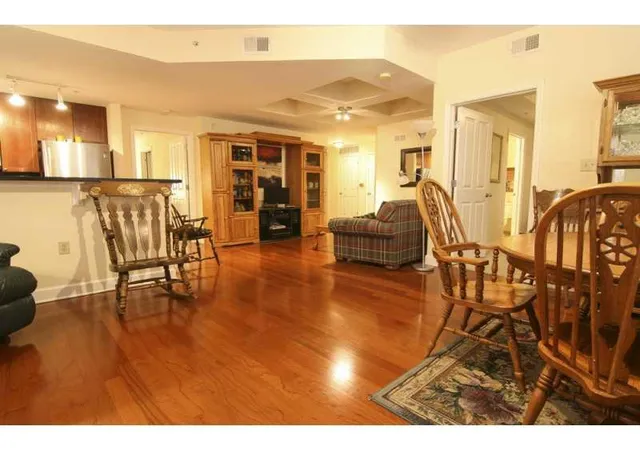 Condominium at 230 E Ponce De Leon Ave #502, Decatur, GA 30030 | MLS# 5247324 | | Sold on 2014-03-20