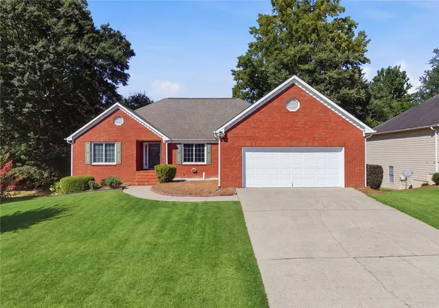 Photo 1 of Single family home for sale at 1424 Oak Bend Wy, Lawrenceville, GA 30045 | MLS# 7827821 | Listing updated on 2026-08-29