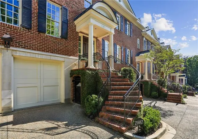 Homes for sale in Atlanta, GA | 2802 Rumson Ct Ne #2, Atlanta, GA 30305 | MLS# 7765811