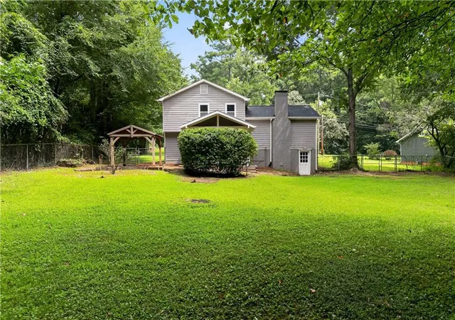 20th image of 707 Cristy Ln, Woodstock, GA 30188 | MLS# 7818827