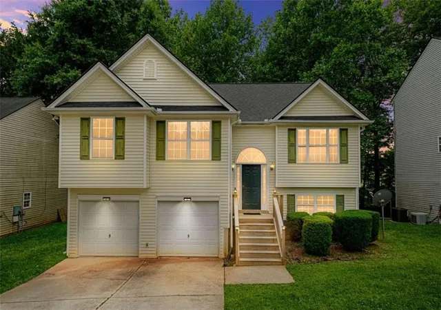 Homes for sale in Douglasville, GA | 6588 Snowbird Ln, Douglasville, GA 30134 | MLS# 7772817