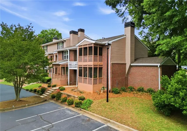Homes for sale in Roswell, GA | 270 Quail Run, Roswell, GA 30076 | MLS# 7767327
