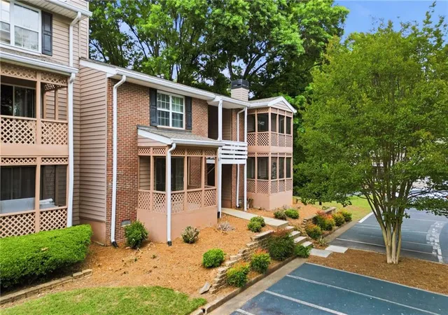Homes for sale in Roswell, GA | 270 Quail Run, Roswell, GA 30076 | MLS# 7767327