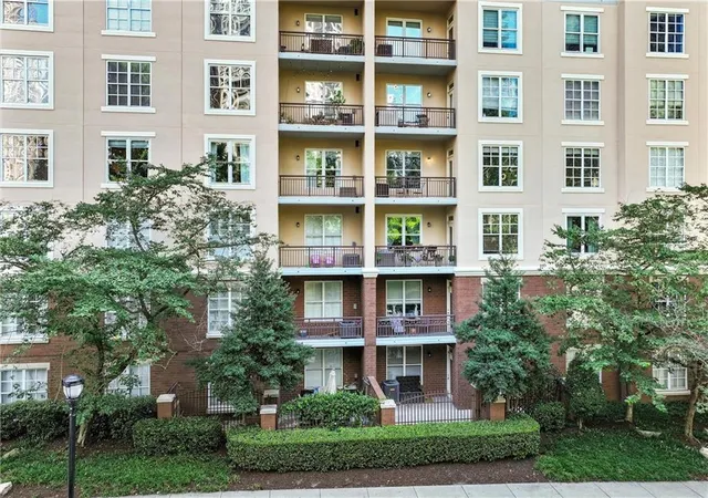 Photo 3 of Condo for sale at 1101 Juniper St NE #319, Atlanta, GA 30309 | MLS# 7824483 | Listing updated on 2026-08-21