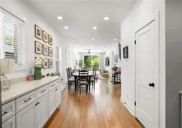 Listing Photo 3 - Condo for sale in building located at 399 8th St NE, Atlanta, GA 30309