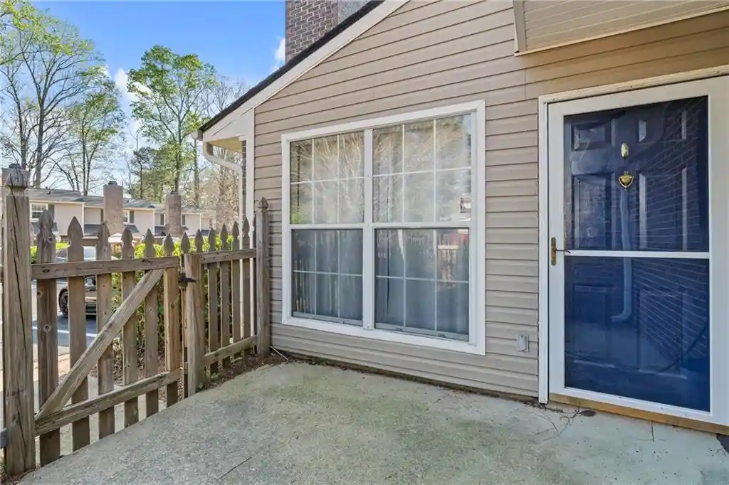 Listing Photo 23 - Condo for sale in 547 Picketts Bend Cir located at 547 Picketts Bend Cir, Marietta, GA 30008 - Unit 547 Picketts Bnd Cir