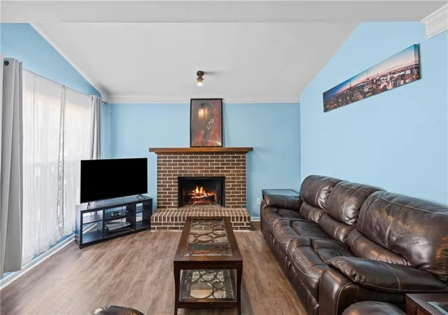 Photo 3 of Condo for sale at 547 Picketts Bnd Cir, Marietta, GA 30008 | MLS# 7806206 | Listing updated on 2026-07-17