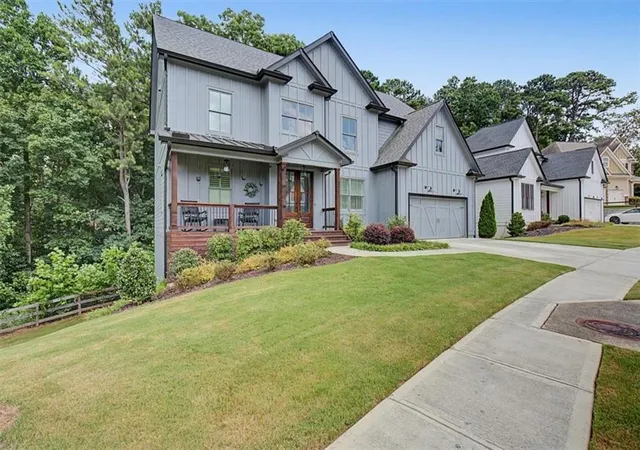 Photo 3 of Single family home for sale at 3356 Kenyon Crk Dr Nw, Kennesaw, GA 30152 | MLS# 7805882 | Listing updated on 2026-08-20
