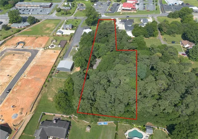 2nd image of 1007 N Tennessee St, Cartersville, GA 30120 | MLS# 7798090
