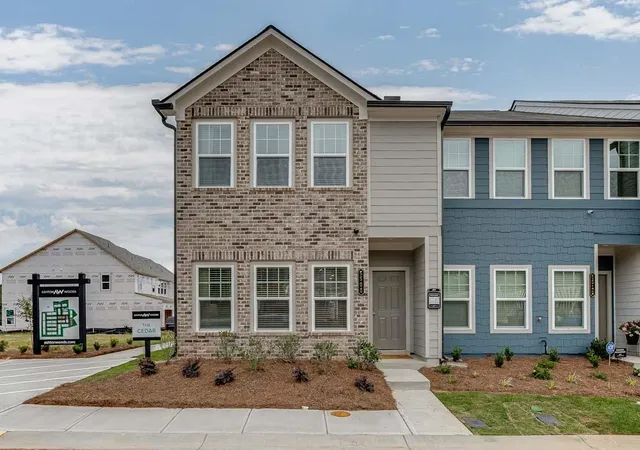 1st image of 5508 Warwick Pass St, Douglasville, GA 30135 | MLS# 7781933