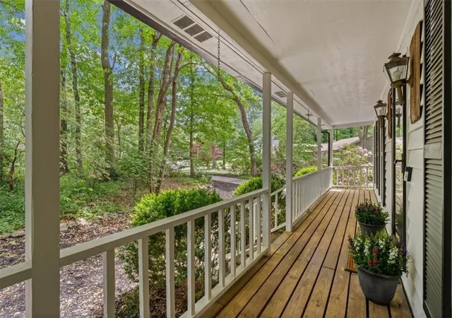 Photo 2 of Single family home for sale at 4037 Crossfield Pl, Marietta, GA 30062 | MLS# 7803305 | Listing updated on 2026-10-13