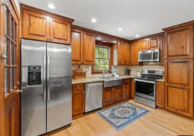 Photo 4 of Single family home for sale at 4037 Crossfield Pl, Marietta, GA 30062 | MLS# 7803305 | Listing updated on 2026-10-13