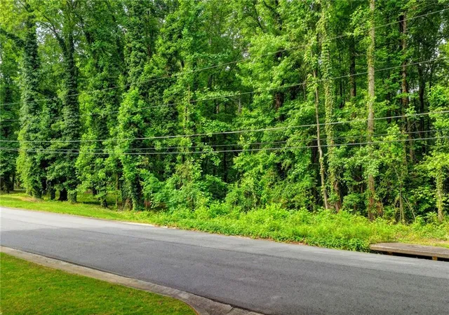 3rd image of 1389 Branchwood Dr, Snellville, GA 30078 | MLS# 7791194
