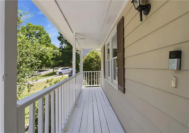 Photo 2 of Single family home for sale at 79 Cross Crk Ct, Villa Rica, GA 30180 | MLS# 7767857 | Listing updated on 2026-09-10