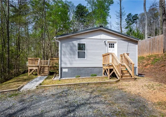 Homes for sale in Ellijay, GA | 295 Rose Wood Ln, Ellijay, GA 30540 | MLS# 7749453