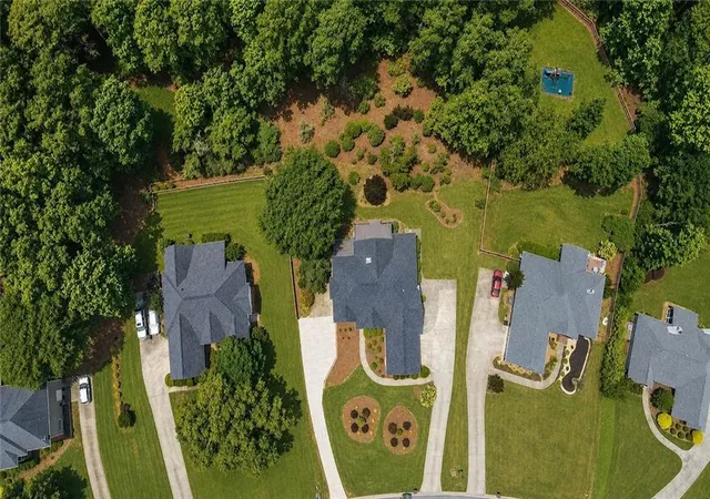 Photo 3 of Single family home for sale at 6015 Cedar Lake Trl, Loganville, GA 30656 | MLS# 7796170 | Listing updated on 2026-08-28