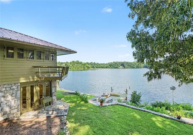 Homes for sale in Conyers, GA | 2016 Lake Sorrento Dr, Conyers, GA 30012 | MLS# 7798821
