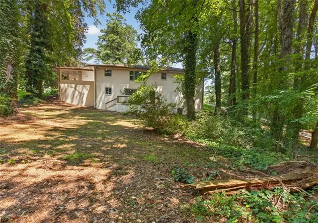 Photo 4 of Single family home for sale at 2418 Meadow Lark Dr, Atlanta, GA 30344 | MLS# 7821308 | Listing updated on 2026-08-14